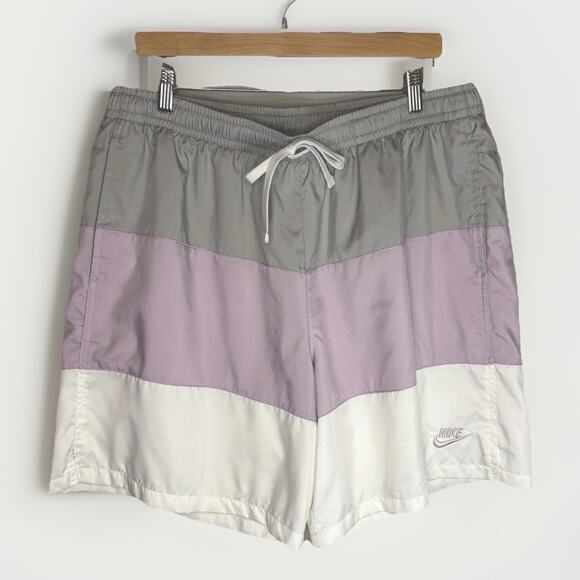 Nike Club Essentials Swim Trunks Shorts Mens XL CJ4486 Loose Fit Colorblock Prep - Picture 1 of 11